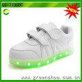 Neueste Baby Kinder Schuhe mit LED-Licht für 2017 Ss